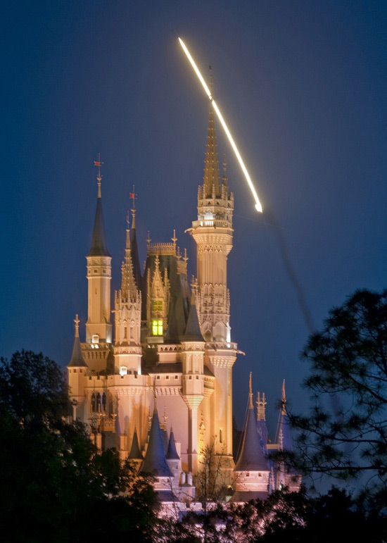 Disney World Offers Hotel 'Tribute' for NASA Shuttle Workers